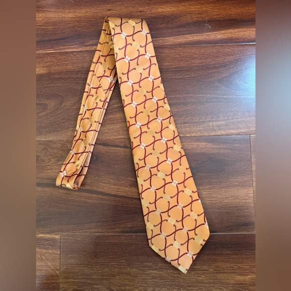 Tasso Elba Gold and Burgundy Patterned Tie - Picture 3 of 10